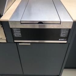 Outdoor aluminum kitchen in Anthracite Grey side burner 